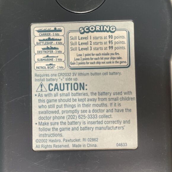 Battleship Electronic Handheld Game Pocket Size Milton Bradley (Hasbro, 2002) - Picture 6 of 11